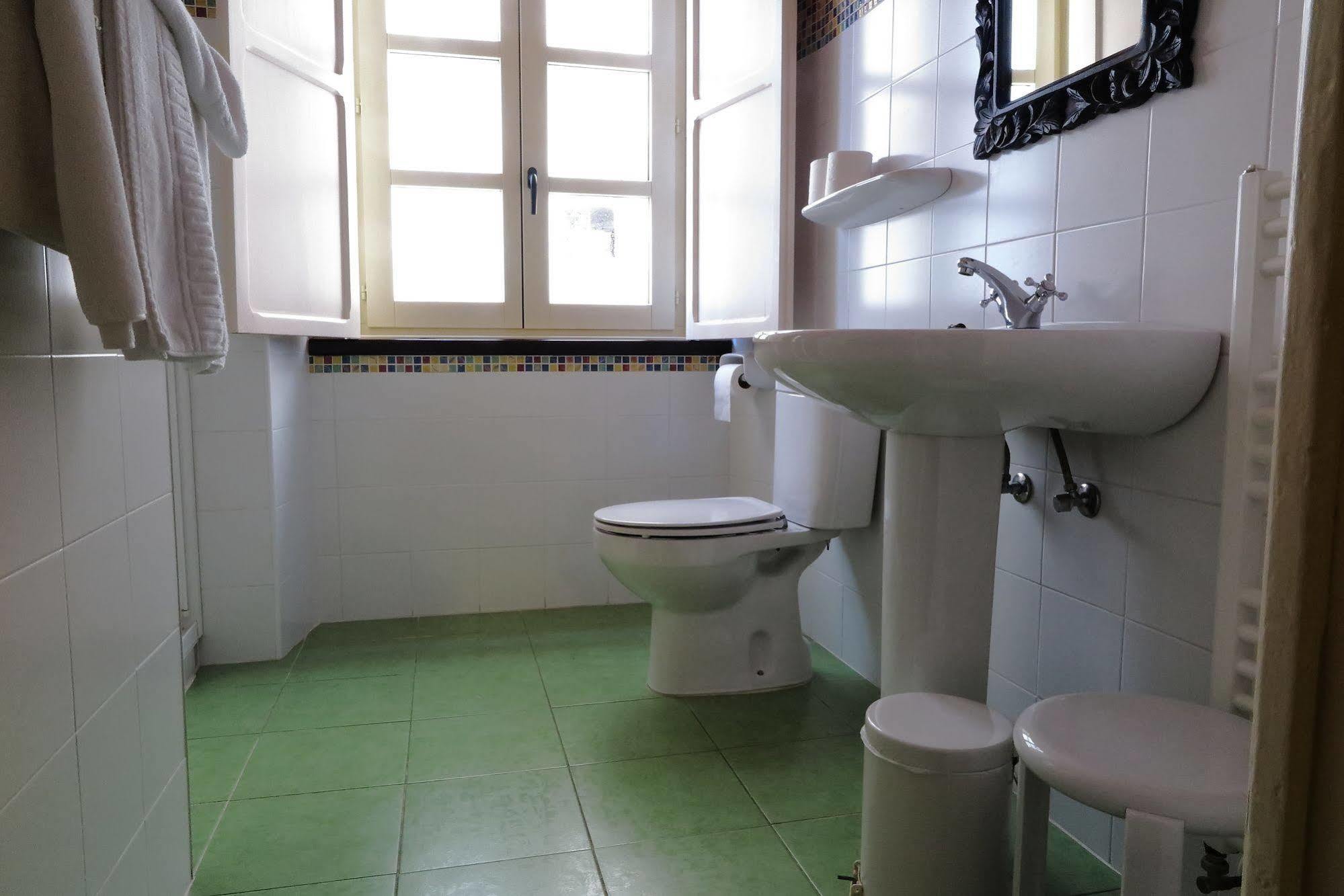 Hostal Esmeralda Comillas Eksteriør bilde